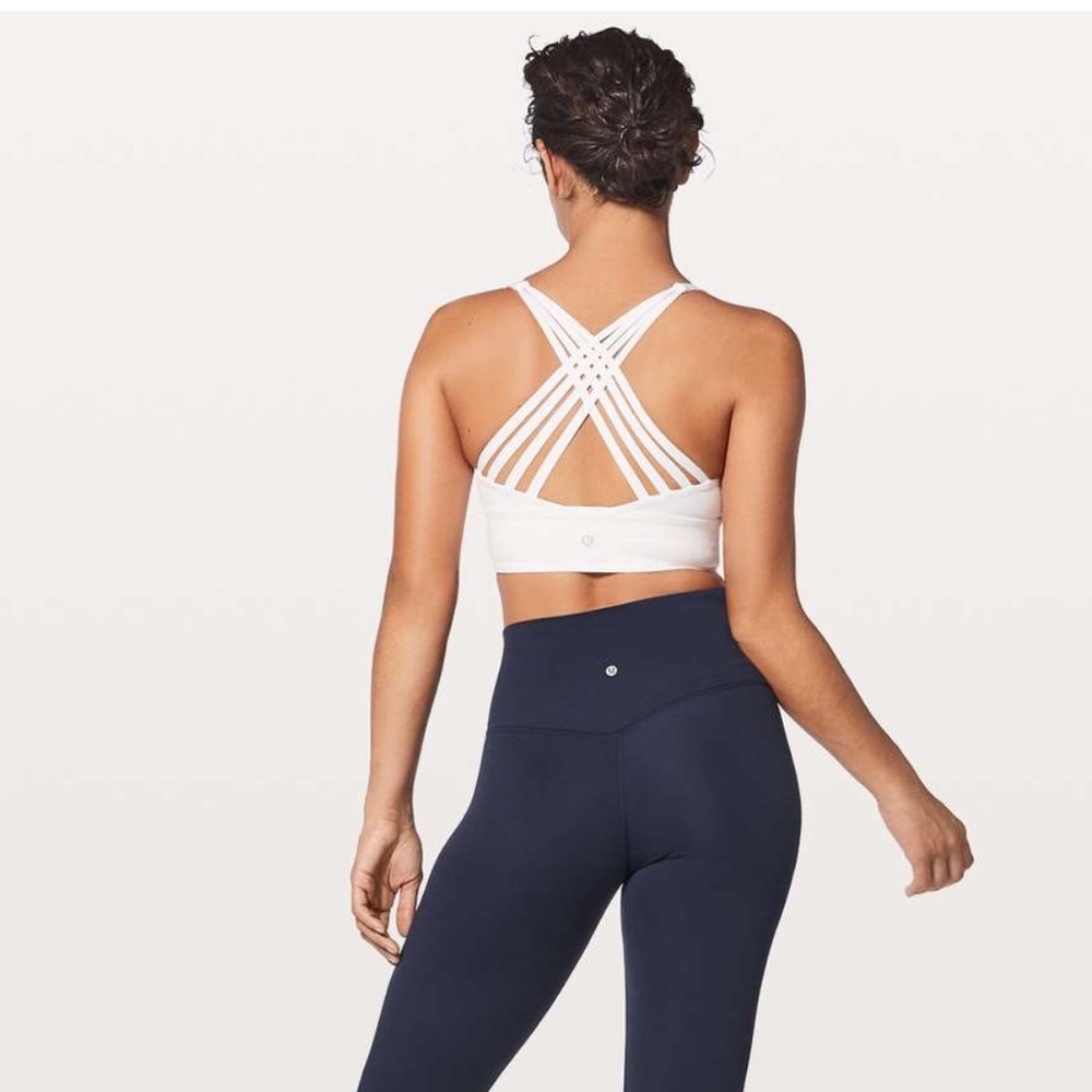 Lululemon Free to Be Moved Bra